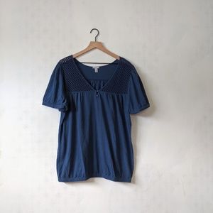 Old Navy XXL Blue Short Sleeve Crochet Tshirt